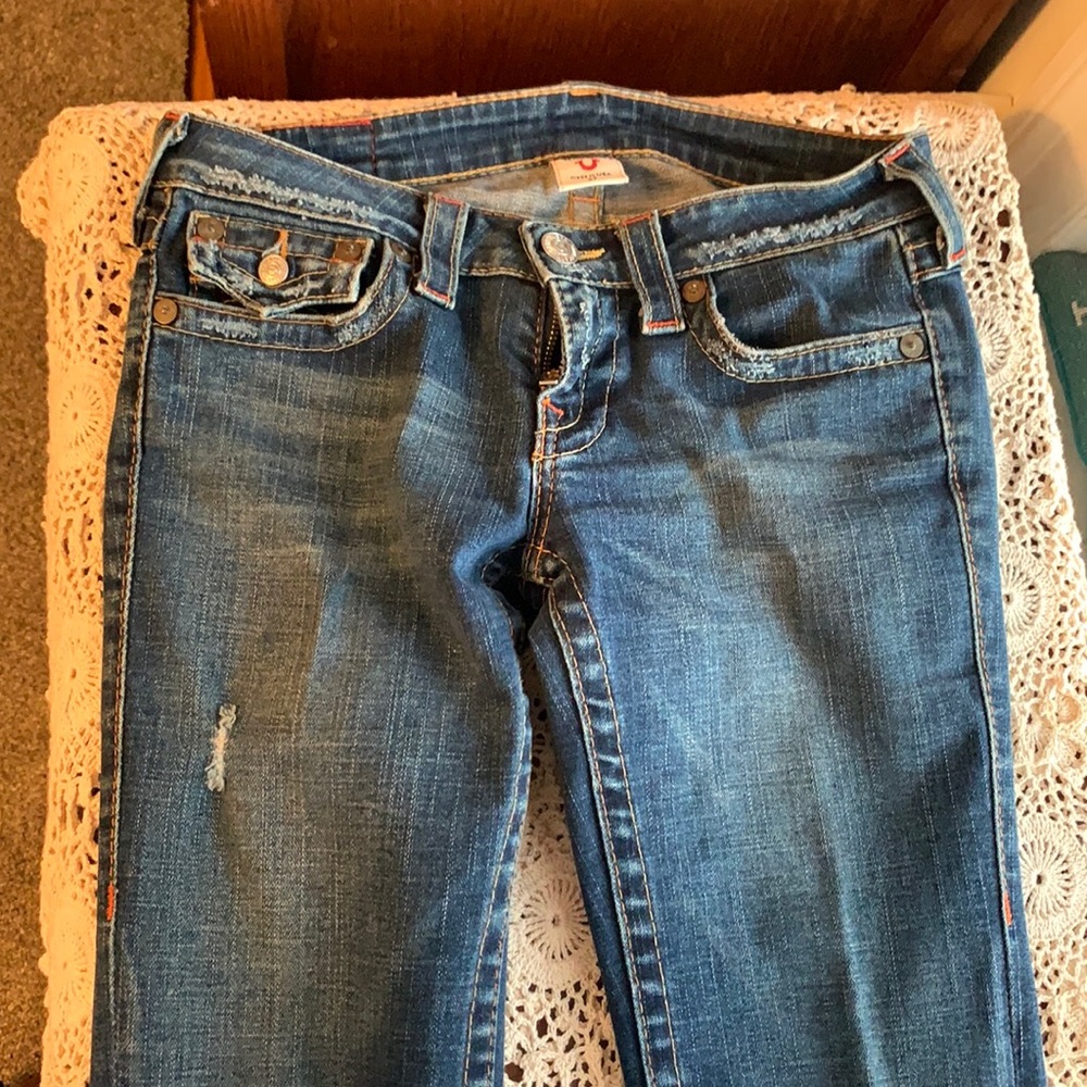 Women’s true religion blue Jeans.